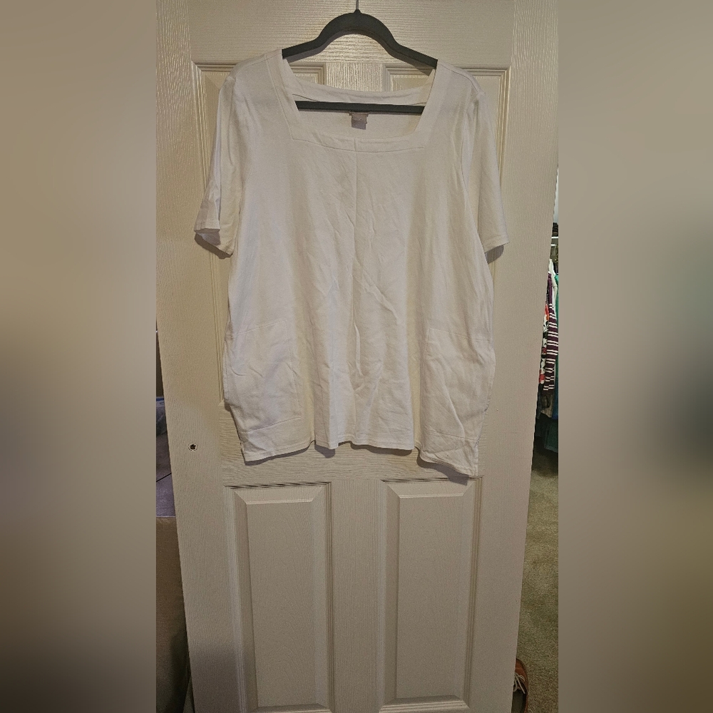Chico's Classic White Women's Top With Pockets Sz M